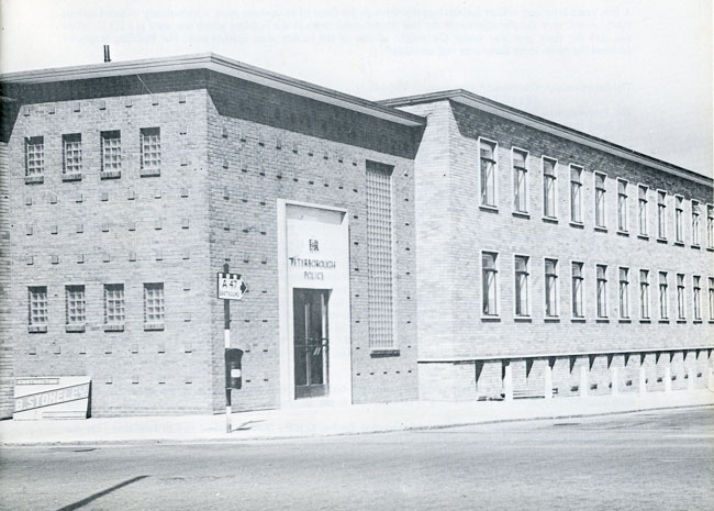 Bridge Street Station on completion 1957 with the builder's sign board outside. 